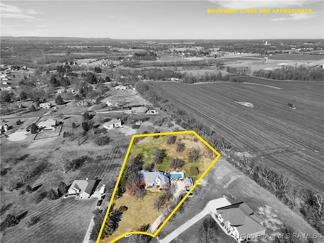 6559 Quail Chase, Charlestown, IN 47111