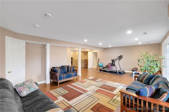 6559 Quail Chase, Charlestown, IN 47111