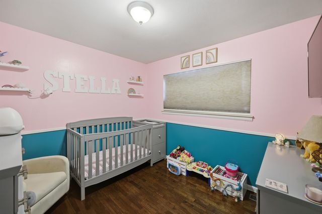 15253 Grovedale Street, Roseville, MI 48066