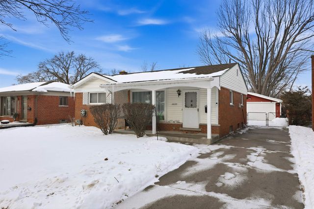 15253 Grovedale Street, Roseville, MI 48066