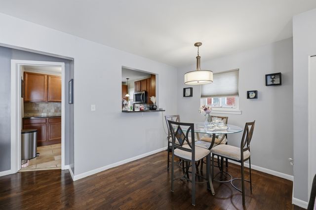 15253 Grovedale Street, Roseville, MI 48066