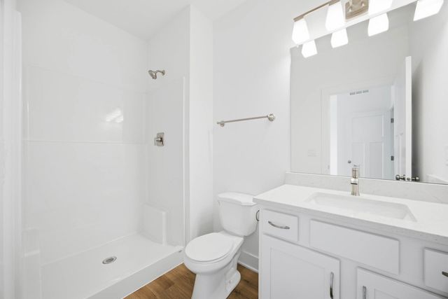 5235 172nd Street, Urbandale, IA 50323