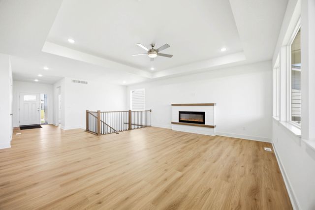 5235 172nd Street, Urbandale, IA 50323
