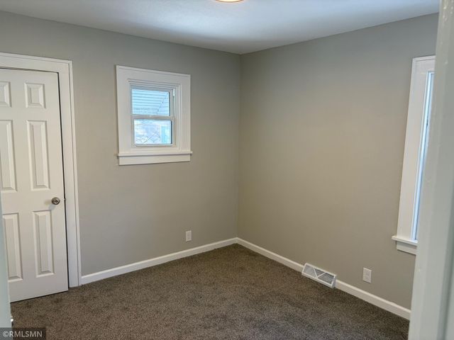 4331 James Avenue N, Minneapolis, MN 55412