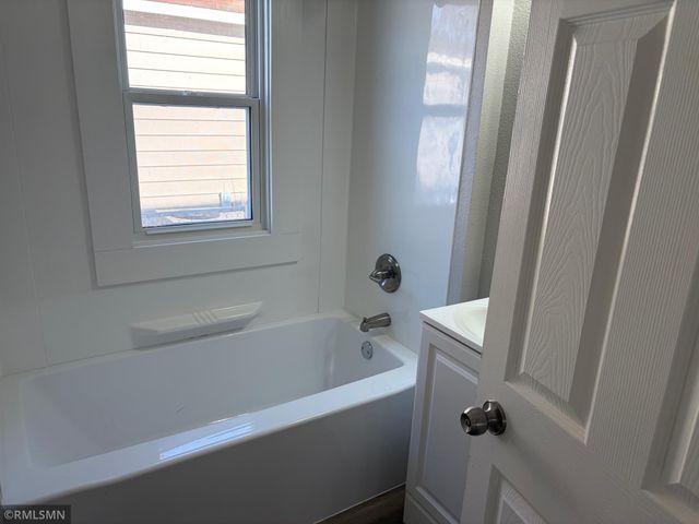 4331 James Avenue N, Minneapolis, MN 55412