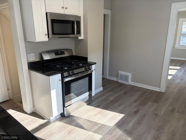 4331 James Avenue N, Minneapolis, MN 55412