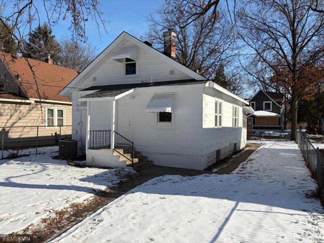 4331 James Avenue N, Minneapolis, MN 55412
