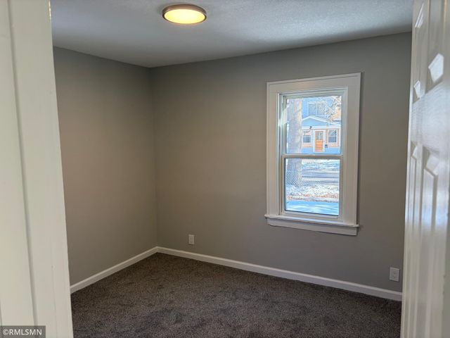 4331 James Avenue N, Minneapolis, MN 55412