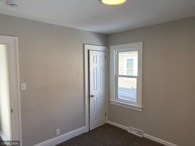 4331 James Avenue N, Minneapolis, MN 55412