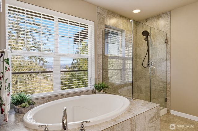 33852 56th Place S, Auburn, WA 98001