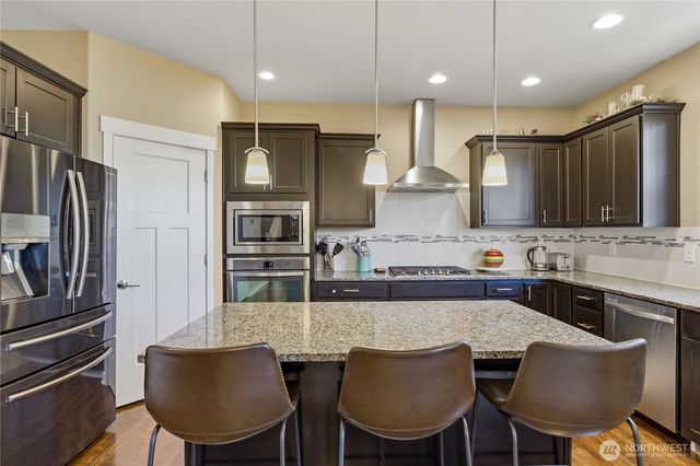 33852 56th Place S, Auburn, WA 98001