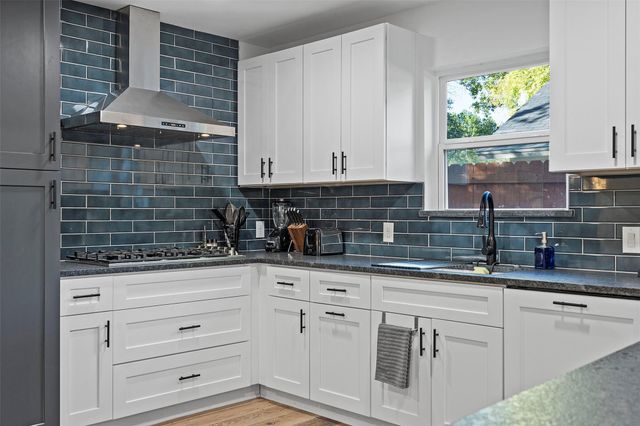 4902 Russet Hill DR, Austin, TX 78723