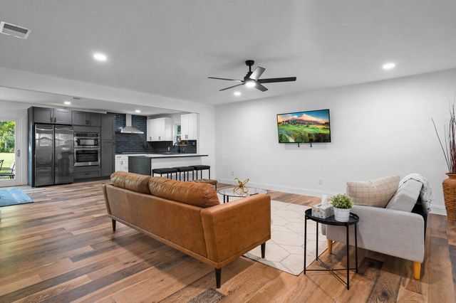 4902 Russet Hill DR, Austin, TX 78723