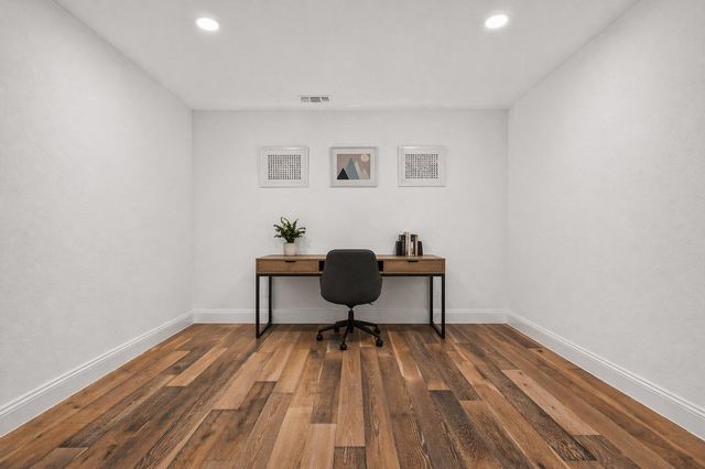 4902 Russet Hill DR, Austin, TX 78723