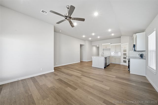 14635 E 39th Place S, Tulsa, OK 74134