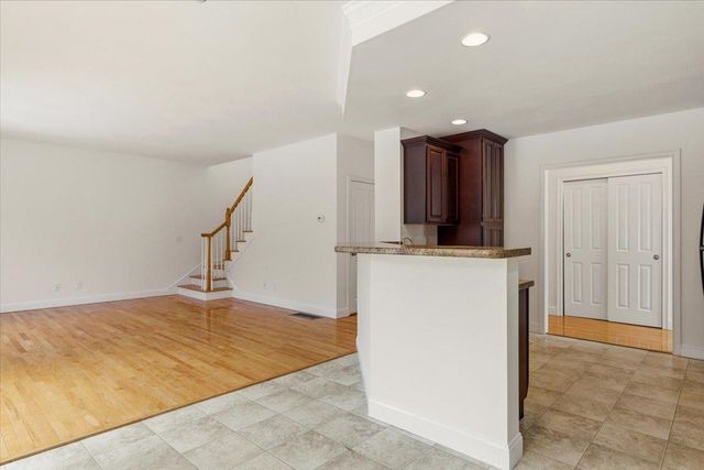 11 Gable Drive, Epping, NH 03042