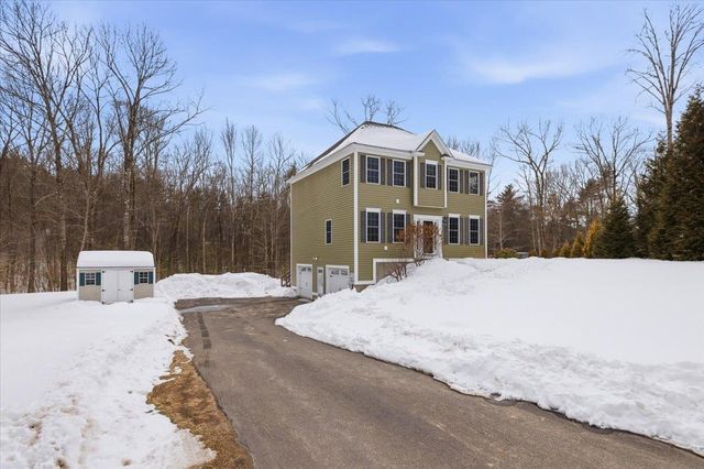 11 Gable Drive, Epping, NH 03042