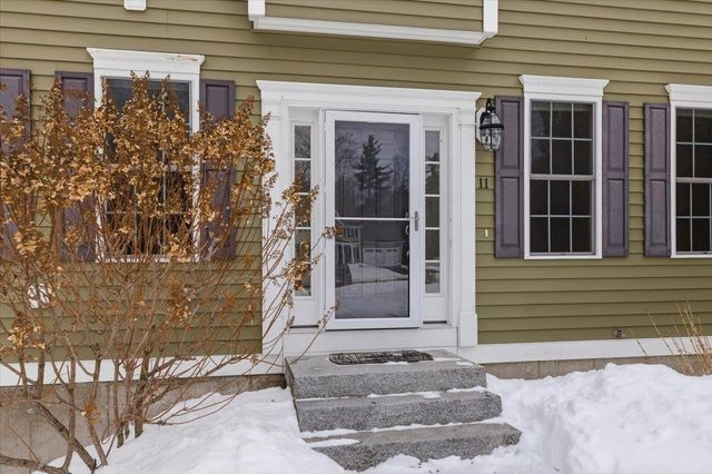 11 Gable Drive, Epping, NH 03042