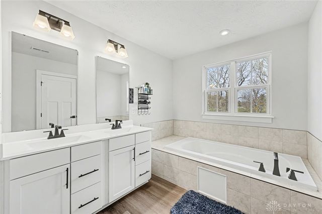 1745 Highlander Drive, Xenia, OH 45385