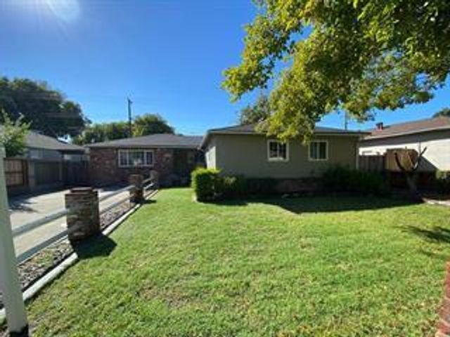 1905 Norman Way, Modesto, CA 95350