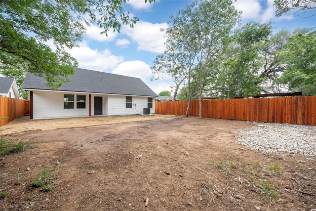 1124 Faulkner Lane, Waco, TX 76704