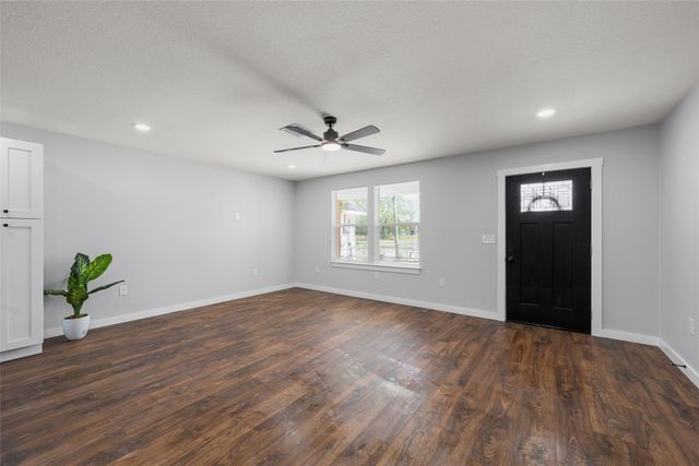 1124 Faulkner Lane, Waco, TX 76704