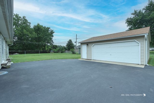 35114 N Randhill Drive, Ingleside, IL 60041
