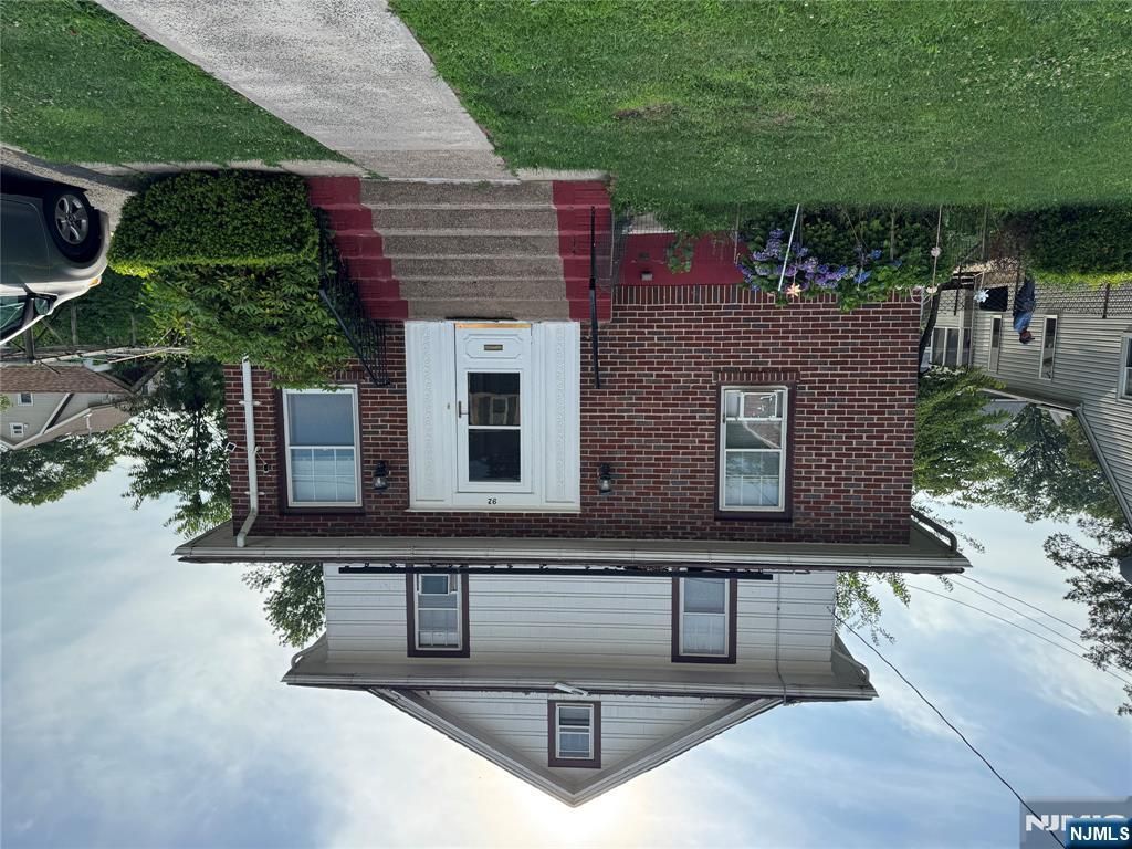 92 N Taylor, Bergenfield, NJ 07621