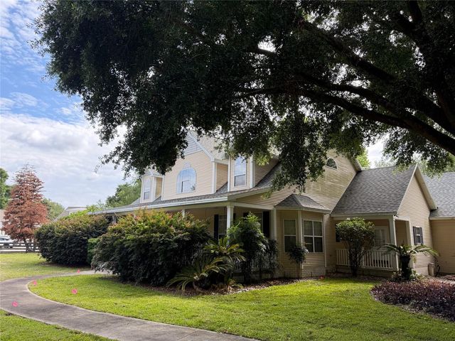 2766 LIVERY LANE, The Villages, FL 32162