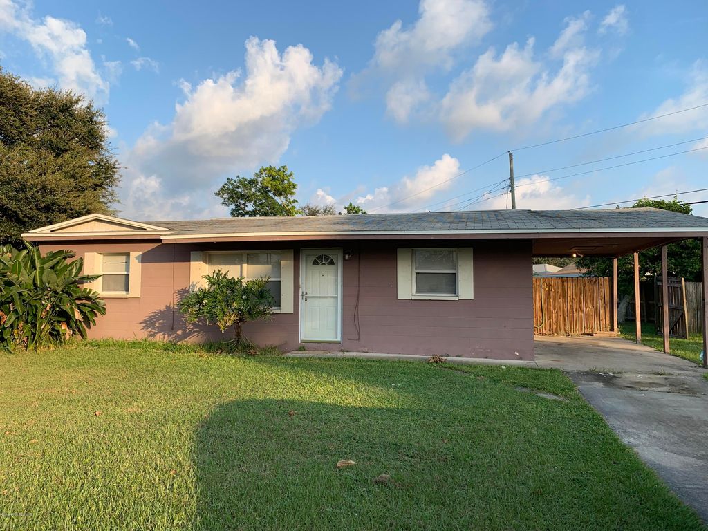 301 Crown Boulevard, Melbourne, FL 32901