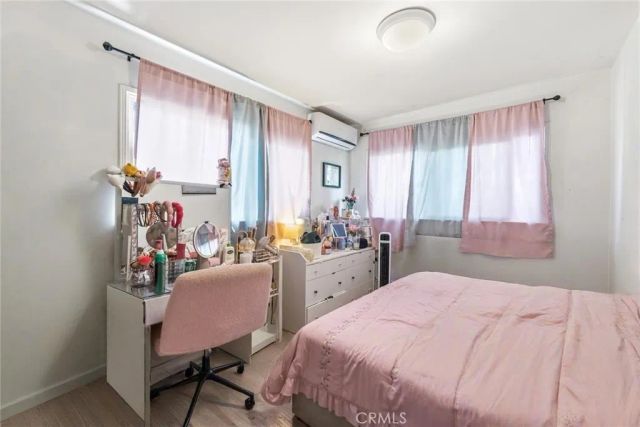 1514 E 4th, Santa Ana, CA 92701