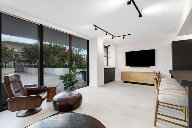 5875 Collins Ave 501, Miami Beach, FL 33140