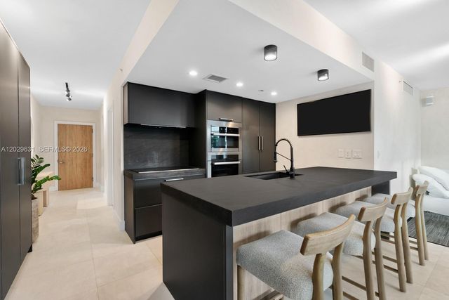 5875 Collins Ave 501, Miami Beach, FL 33140