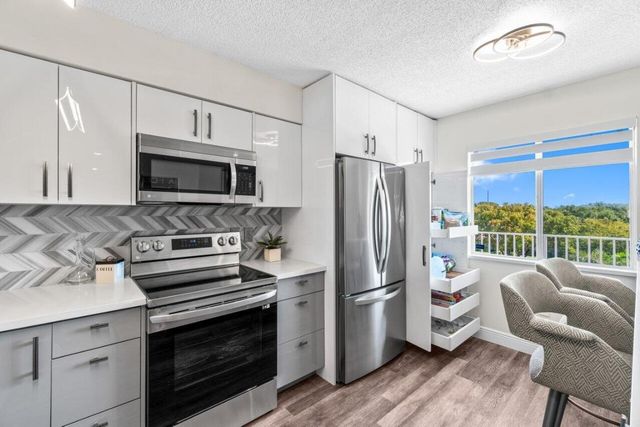 14095 Royal Vista Drive 409, Delray Beach, FL 33484