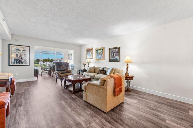 14095 Royal Vista Drive 409, Delray Beach, FL 33484