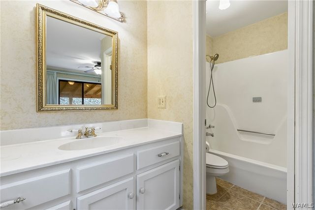 3725 64th NE, Tuscaloosa, AL 35406