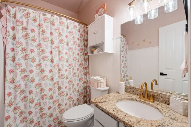 2425 Duxbury Dr, Columbia, TN 38401