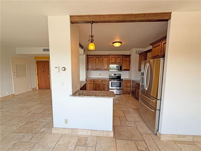 333 W Meyer Boulevard 1215, Kansas City, MO 64113