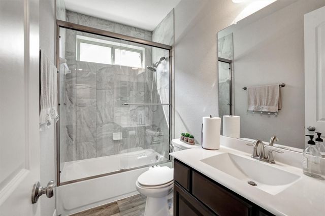 103 Birch Canoe Drive, Tomball, TX 77375