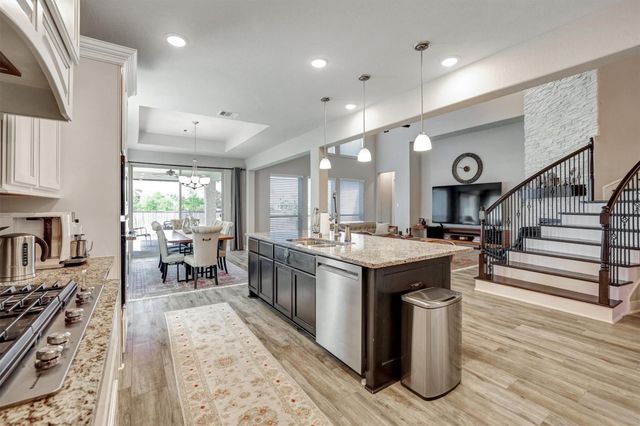 103 Birch Canoe Drive, Tomball, TX 77375