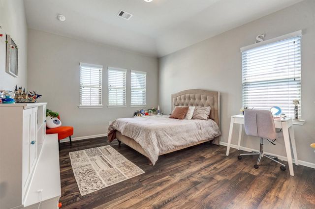 103 Birch Canoe Drive, Tomball, TX 77375