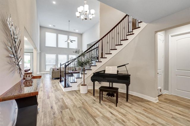 103 Birch Canoe Drive, Tomball, TX 77375