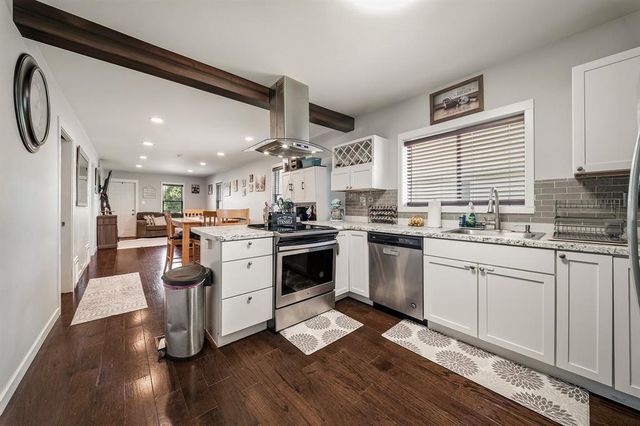 1805 Omaha Street, Eau Claire, WI 54703