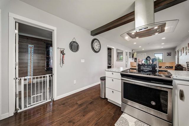 1805 Omaha Street, Eau Claire, WI 54703