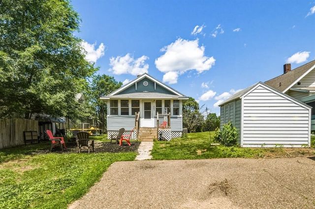 1805 Omaha Street, Eau Claire, WI 54703