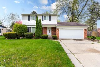 23844 Indianwood Street, Clinton Twp, MI 48035