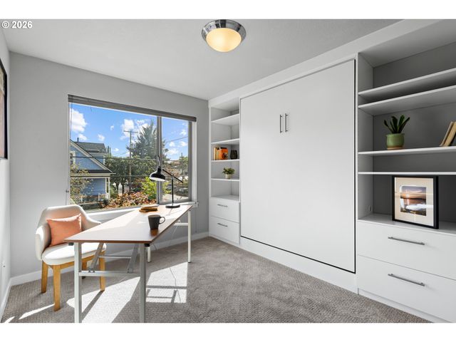 967 N KILLINGSWORTH Ct, Portland, OR 97217