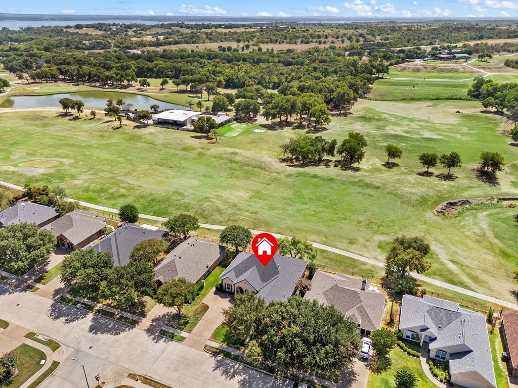 10701 Whitestone Ranch Road, Benbrook, TX 76126 — photo 2