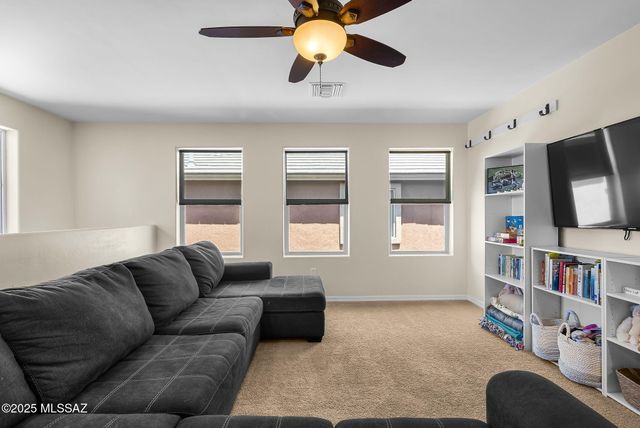 717 W Calle Canto Sereno, Sahuarita, AZ 85629