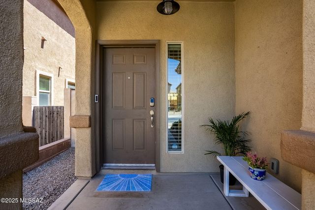 717 W Calle Canto Sereno, Sahuarita, AZ 85629